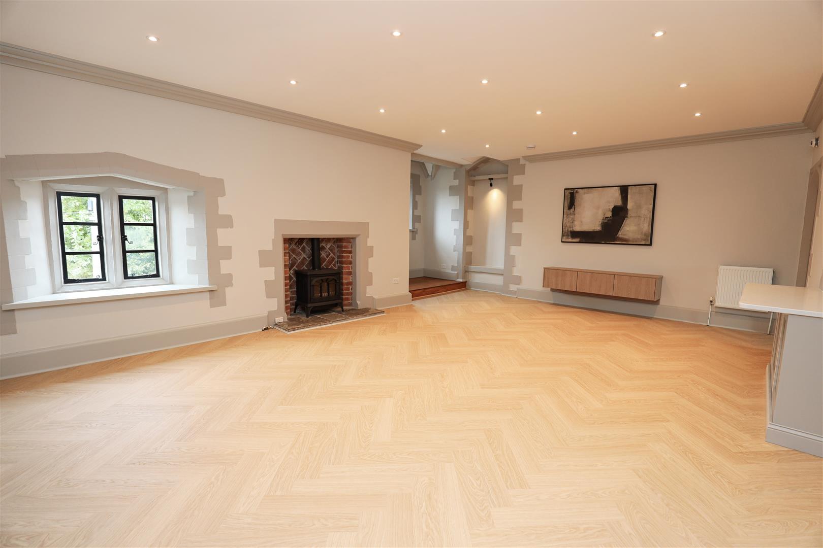 6 The Old Grammar School, Church Street, Cowbridge, CF71 7BB